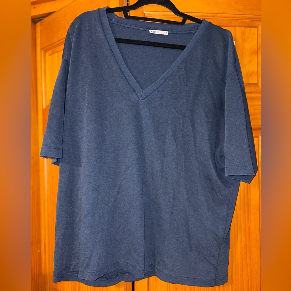 Zara Women's Deep Blue V-Neck Short Sleeve Tee